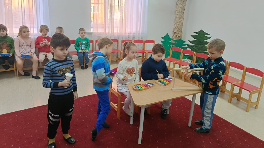 В феврале наши воспитанники вплотную заняты подготовкой̆ концерта для мам. В феврале наши воспитанники вплотную заняты подготовкой̆ концерта для мам.